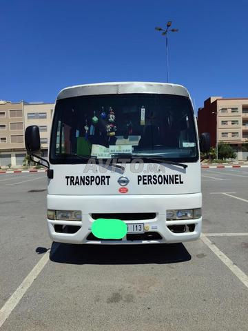 Minibus Nissan 2011