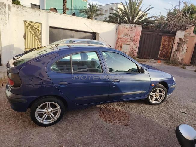 Renault Megane Essence Manuelle 2000 à Casablanca