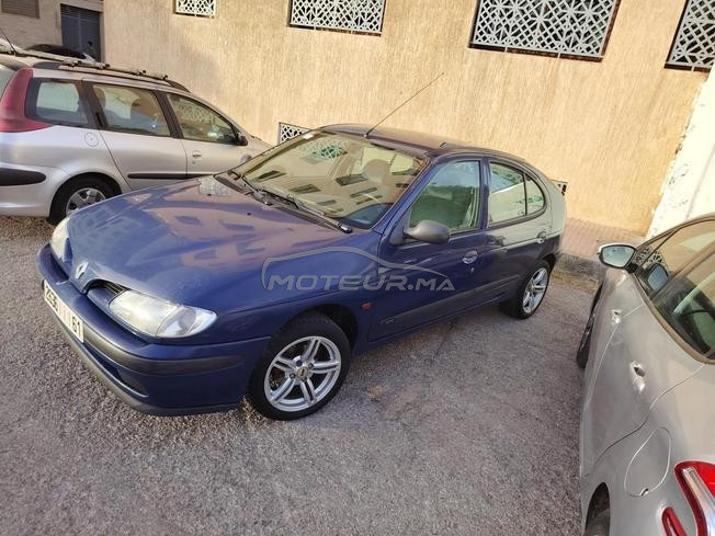 Renault Megane Essence Manuelle 2000 à Casablanca