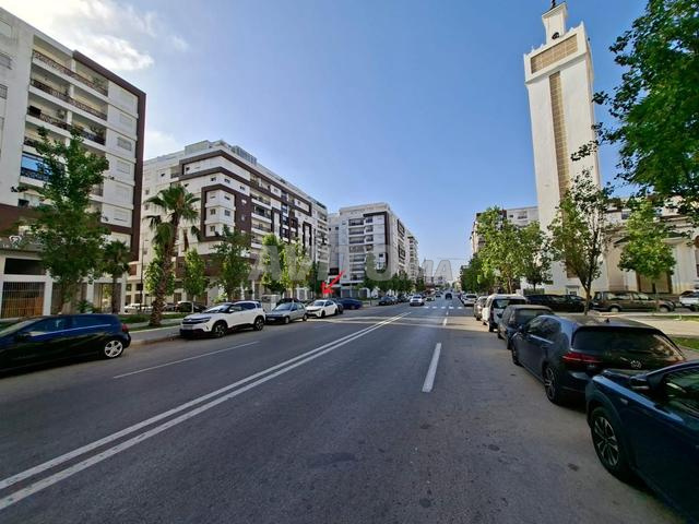 محل تجاري 84 متر مربع — مسنانة غولف، طنجة - 2