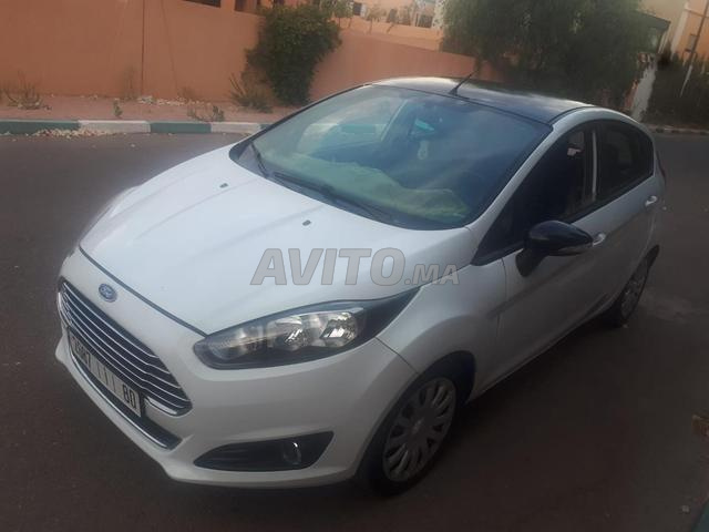 Ford Fiesta Trend Plus 2017 - 2