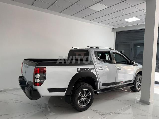 Mitsubishi L200