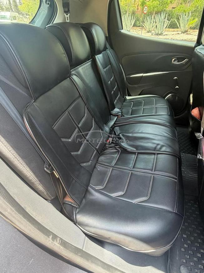Vend clio 4 très bon état, entretien régulier.