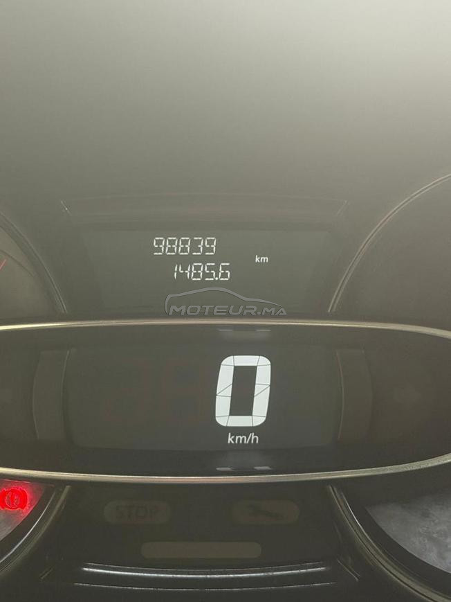 Vend clio 4 très bon état, entretien régulier.