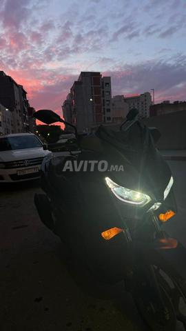 X-MAX TECH MAX 125 douane 2024 Propre, neuf - 2