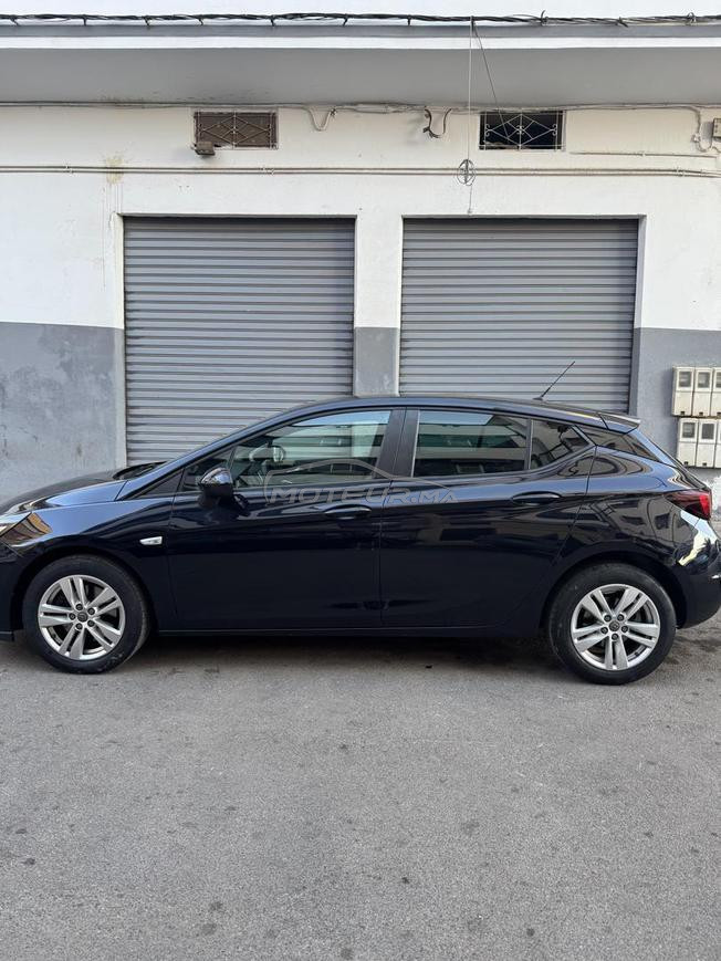 Opel Astra modele fin 2019 en excellent etat