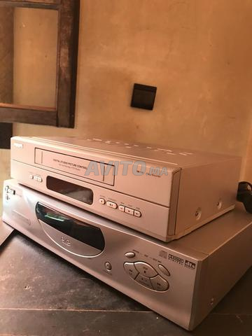 Lecteur DVD et magnétoscope - 2
