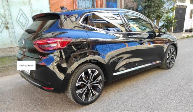 clio essence automatique 