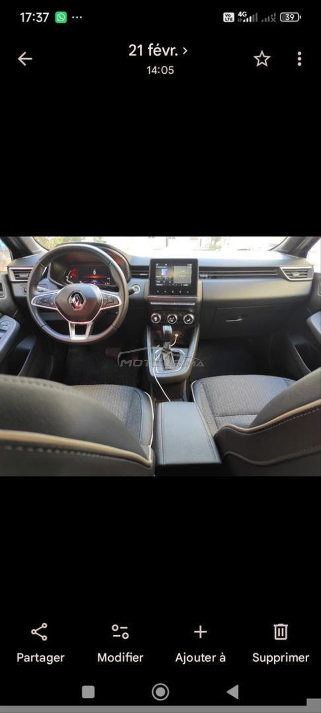 clio essence automatique 