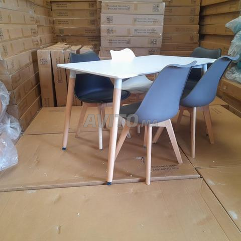 Table scandinave 4 chaises - 2