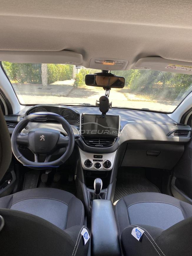 Peugeot 208 Essence Manuelle 2016 à Casablanca