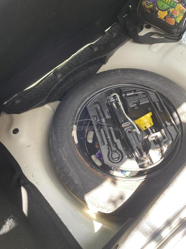 Peugeot 208 Essence Manuelle 2016 à Casablanca