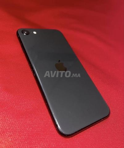 iPhone SE propre - 2