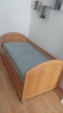 Lit à tiroir pour rangement avec matelas. - 2