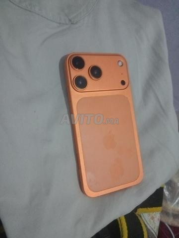 IPHONE XR VERS 17 PRO - 2