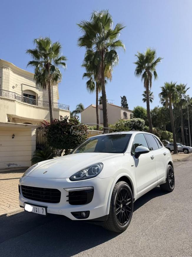 Porsche Cayenne Platinum Edition