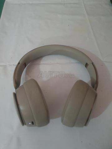 Beats Solo Pro - 2
