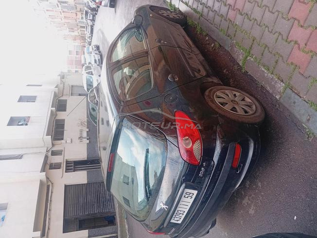 peugeot 206 essence en très bon état 