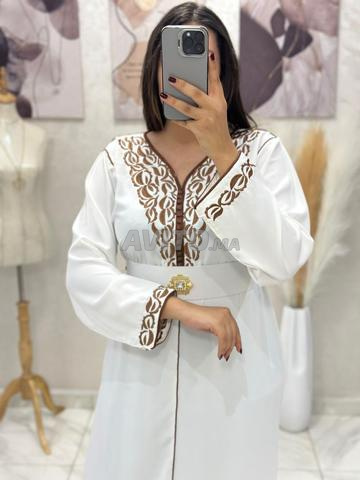 Caftan brodé en crêpe top excellent - 2