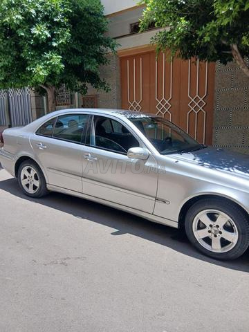 Mercedes E270 - 2