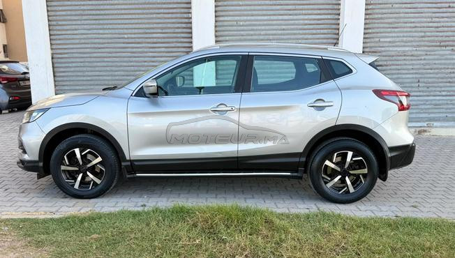 Nissan Qashqai 1er main 