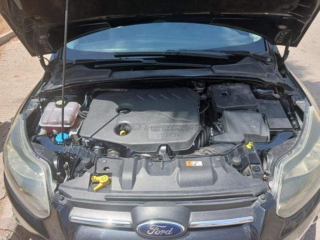 voiture ford focus 2014 en  bon etat