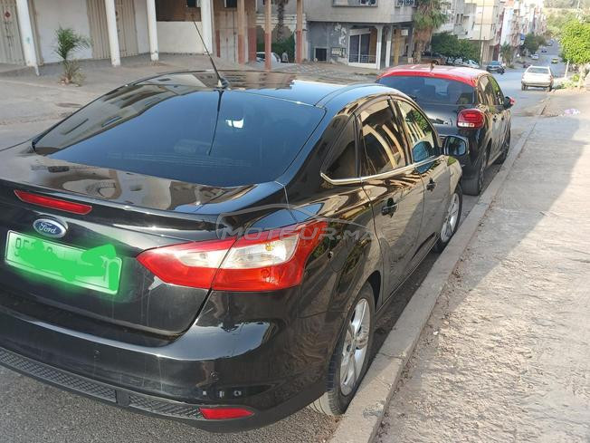 voiture ford focus 2014 en  bon etat