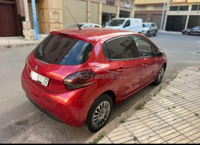 Peugeot208