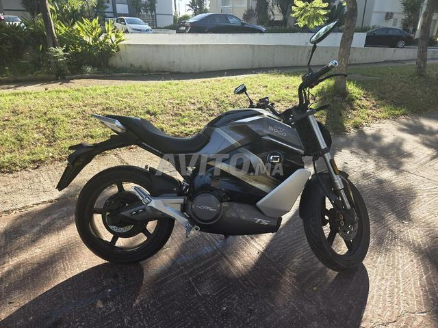 Super Soco Street Hunter - 2