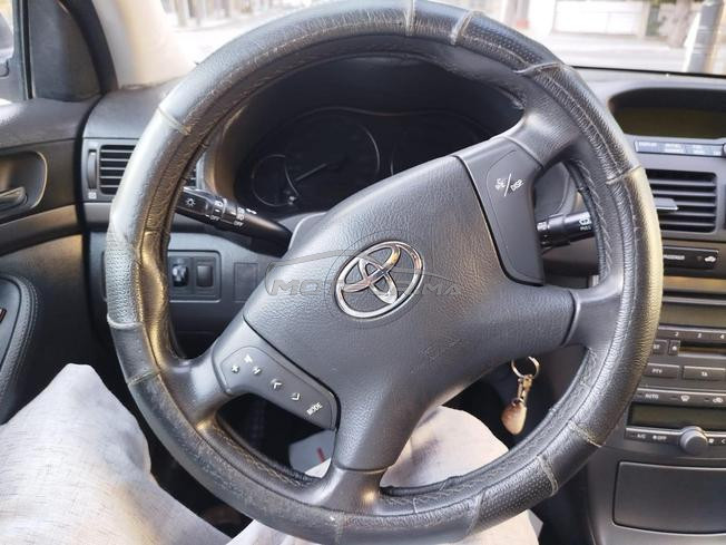 Toyota avensis premiere main