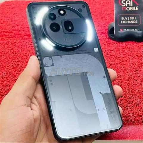 Nothing Phone 3a Pro - 2