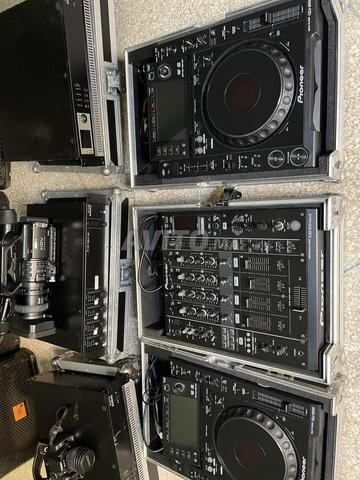 Pioneer CDJ-2000 x2 et DJM-900 Nexud
