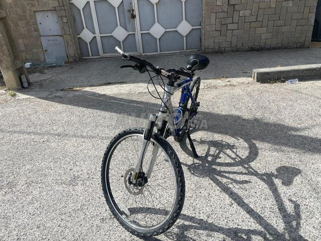 Vélo de type GT - 2