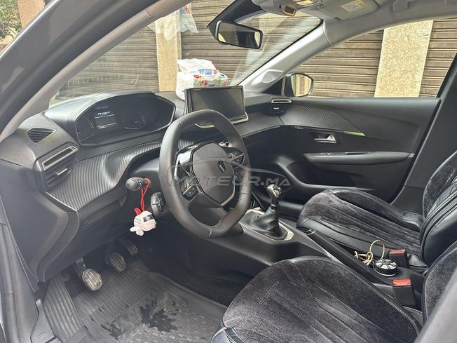 Ma peugeot 208 octobre2024