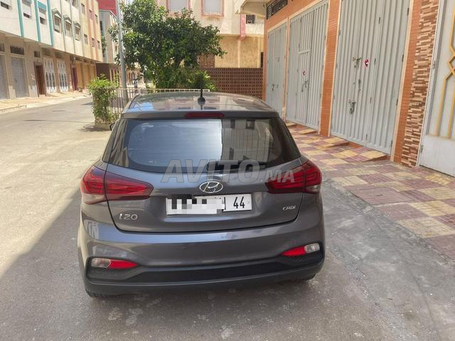 هيونداي i20 أنيقة واقتصادية بحالة ممتازة جداً - 2