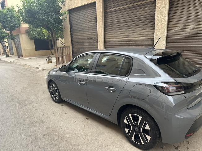 Ma peugeot 208 octobre2024