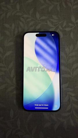 iPhone 16 128 Go et 90% de batterie - 2