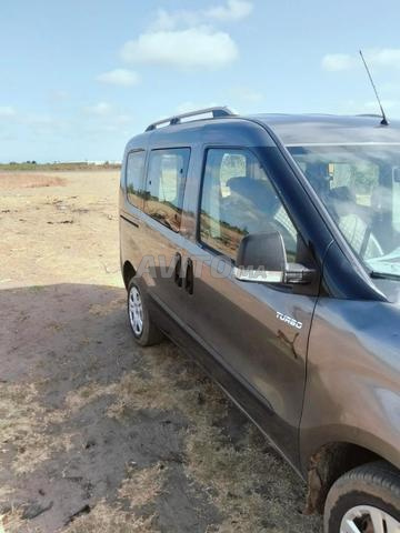 Fiat Doblo Diesel Manuelle 2020 à Sidi Allal Tazi - 2