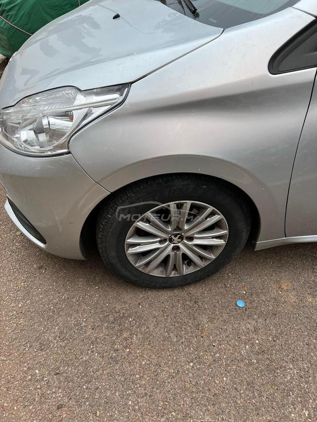 Peugeot 208 Diesel Manuelle 2017 à Casablanca