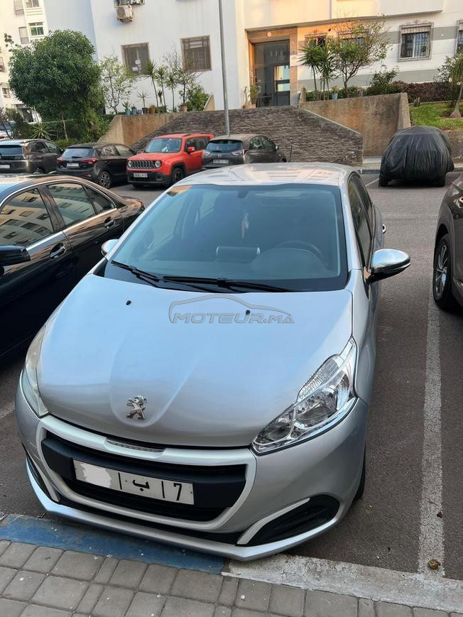 Peugeot 208 Diesel Manuelle 2017 à Casablanca