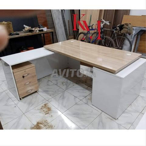 🏆 مكتب فردي بريميوم