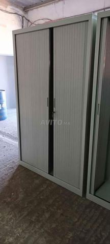 Armoire métallique porte battante/vestiaire/lit - 2