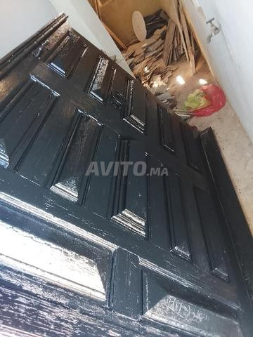 باب خشب فيلا جيد فرديتان