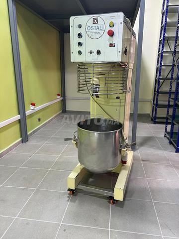 Machine à pétrin 60 kg