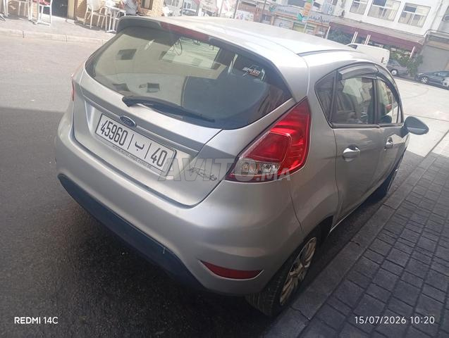 Ford Fiesta - 2