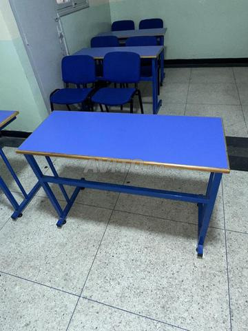 Vente de tables et chaises d'occasion en bon état