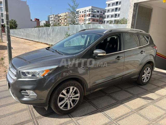 Ford Kuga - 2