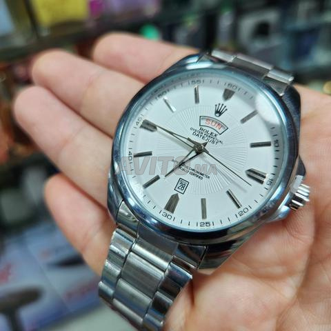 Montre avec jour et mois - 2