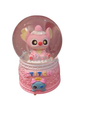 كرات ثلجية (Snow Globes) مميزة للزينة - 2