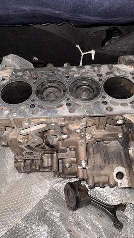 Piston avec bielle Mercedes w206 - 2